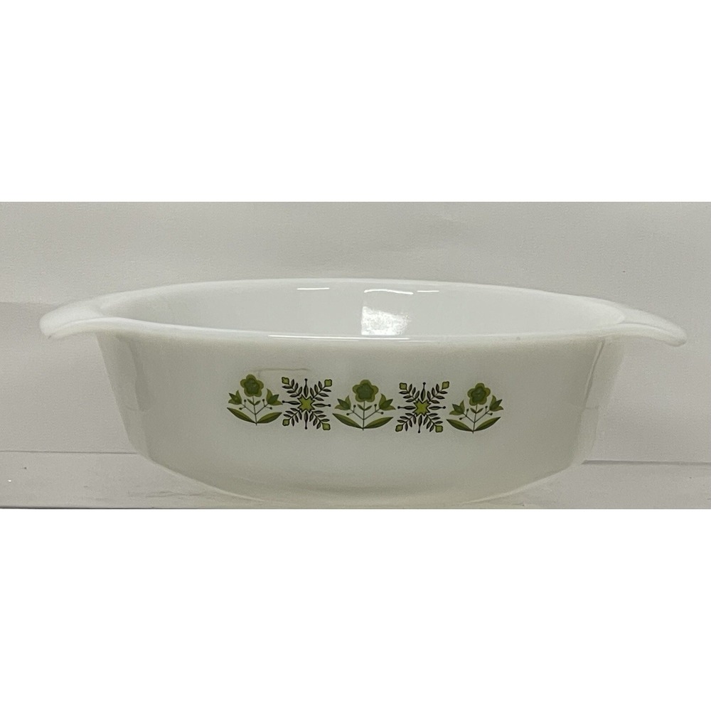 Pyrex Spring Blossom Green Crazy Daisy Oval Casserole Dish 437 Milk Glass White